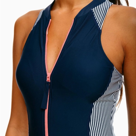 NWOT Southern Tide Seersucker Zip Front One-Piece - Picture 3 of 13